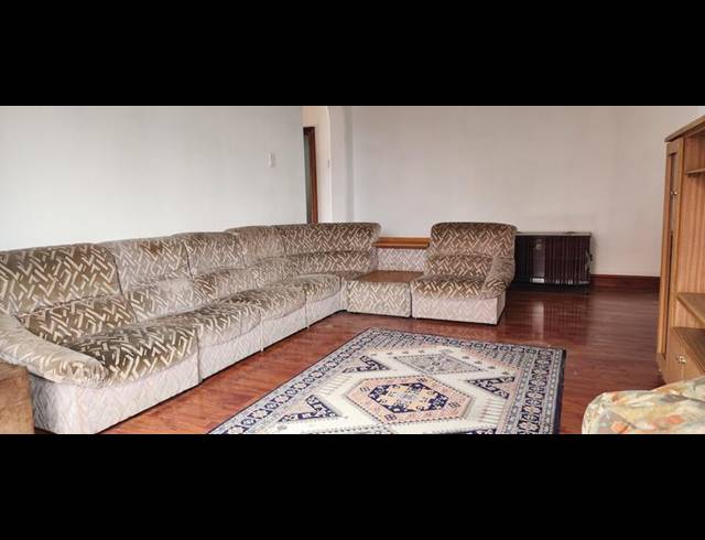 6 BEDROOM HOUSE FOR SALE IN GLENWOOD